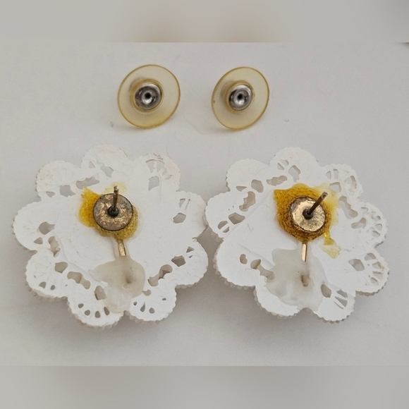 Vintage 1950s White shell Celluloid Flower Pearl like beads Necklace Earring set - Picture 6 of 8